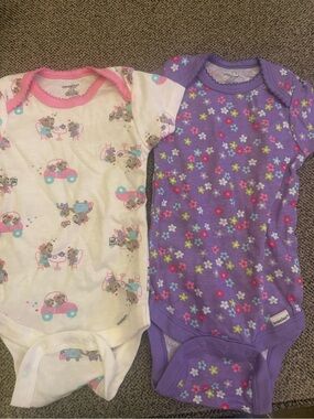 2-Pack Baby Onesies - Purple Floral & White Animal Print